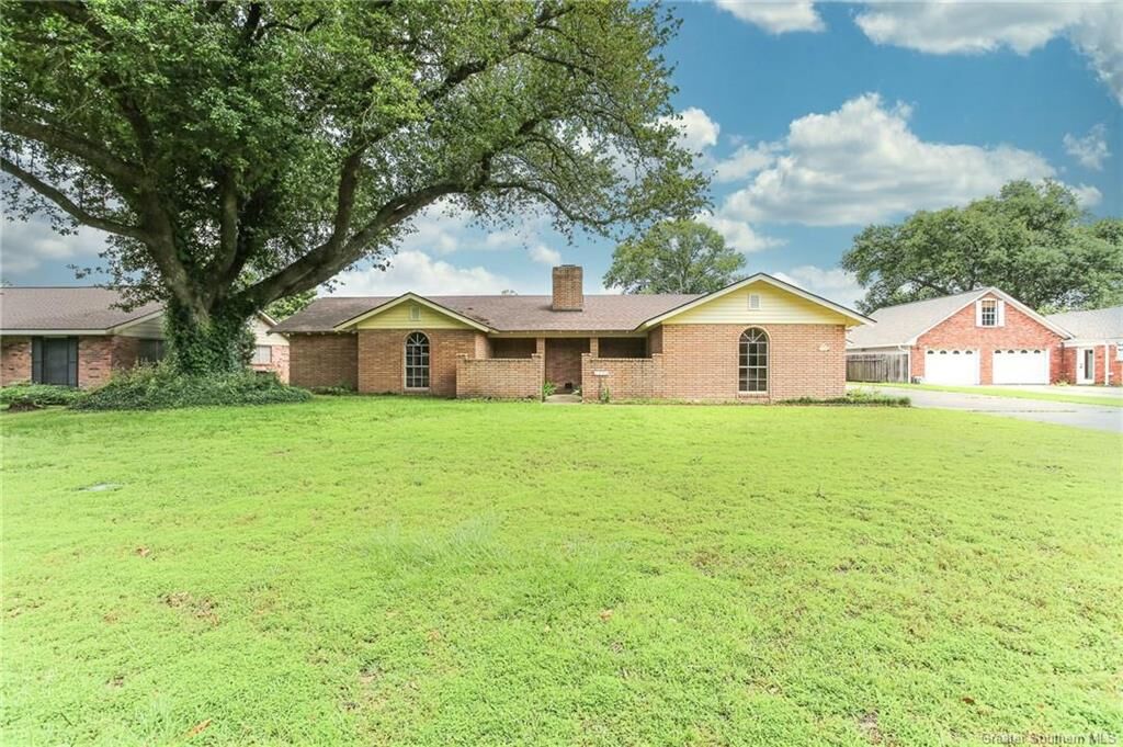 Property Photo:  1332 Westmoreland Street  LA 70605 