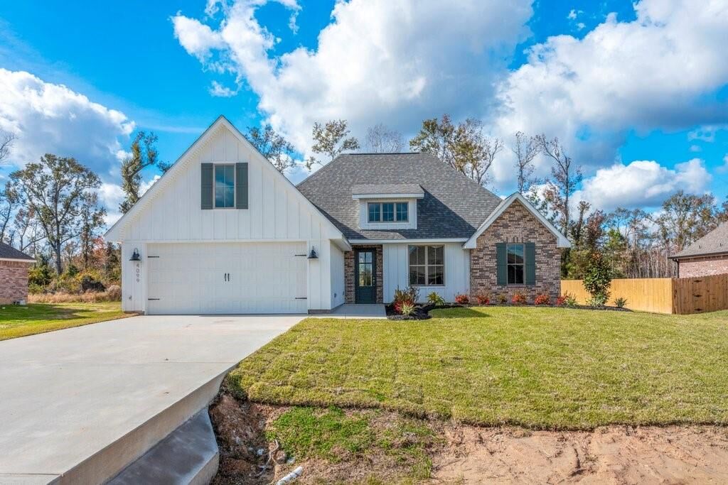 Property Photo:  4099 Camryn Road  LA 70611 