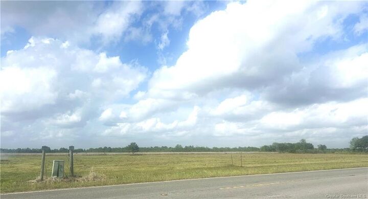 13636 Vaussine Road  Welsh LA 70591 photo