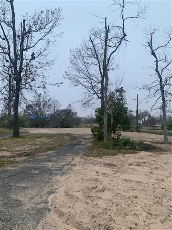 Property Photo:  3308 W Prien Lake Road W  LA 70605