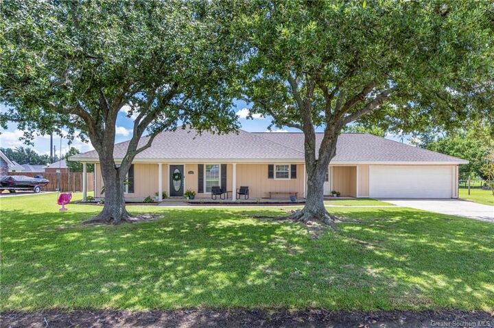6723 Bonne Meadow Lane  Lake Charles LA 70605 photo