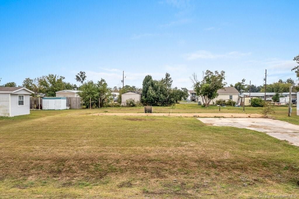 Property Photo: 2501 Salmon Street LA 70605