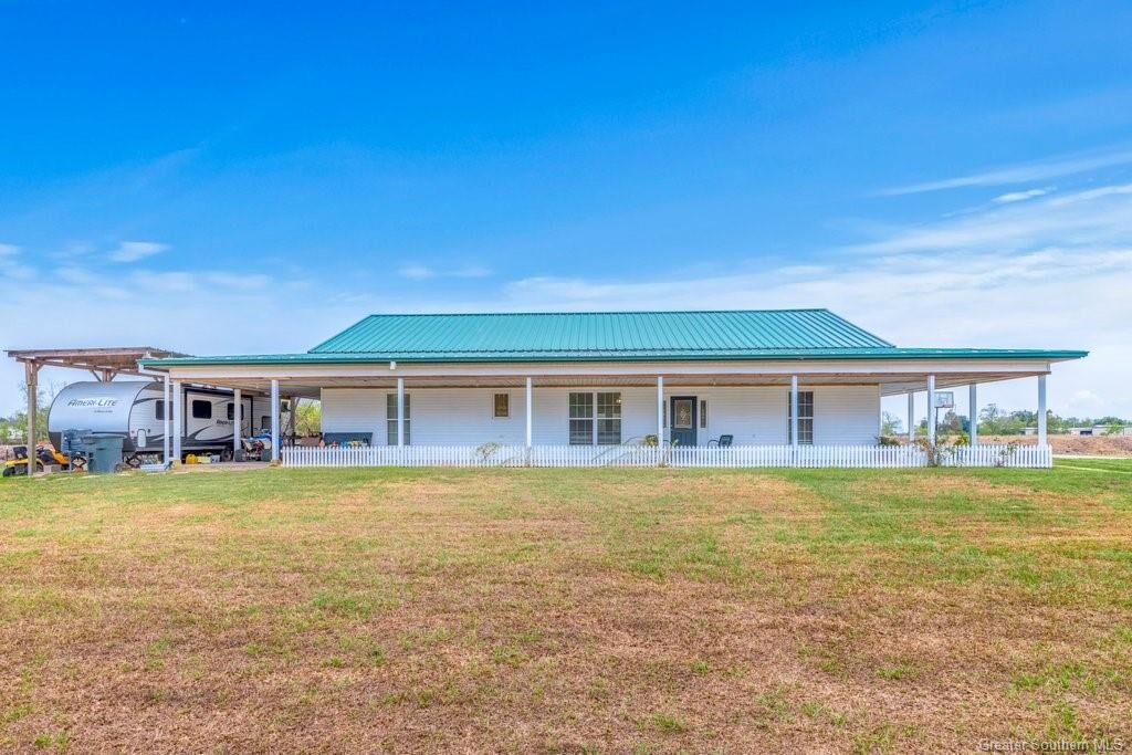 Property Photo:  168 Constance Road  LA 70607 
