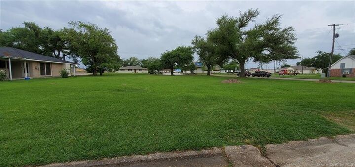 Property Photo: 0 E Prien Lake Road E LA 70601