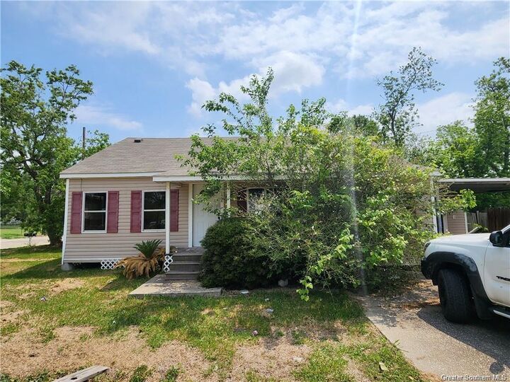 Property Photo: 324 Virginia Street LA 70663
