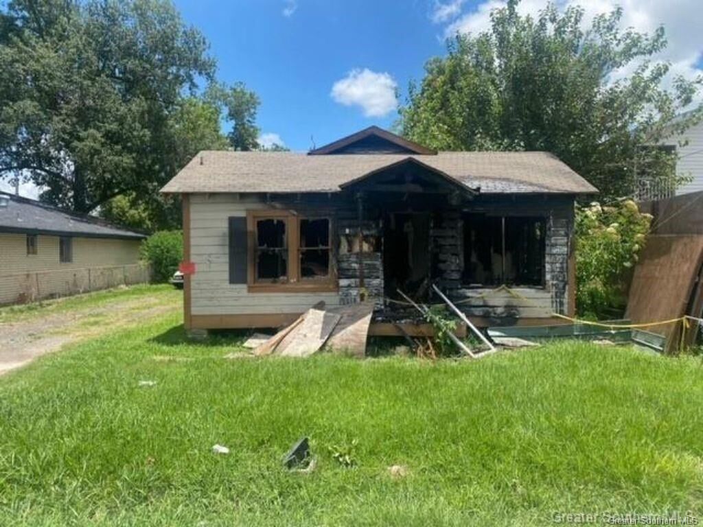 Property Photo: 617 Beam Street LA 70601