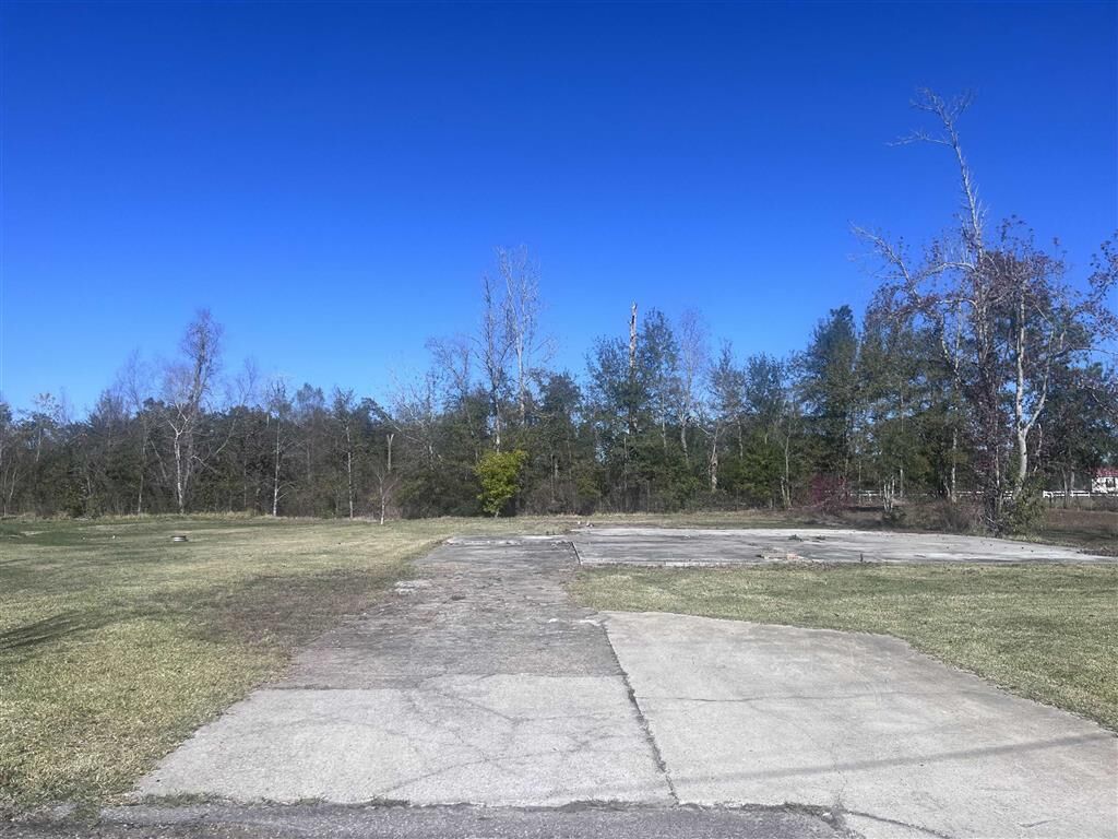 Property Photo: 108 Terrace Street LA 70663