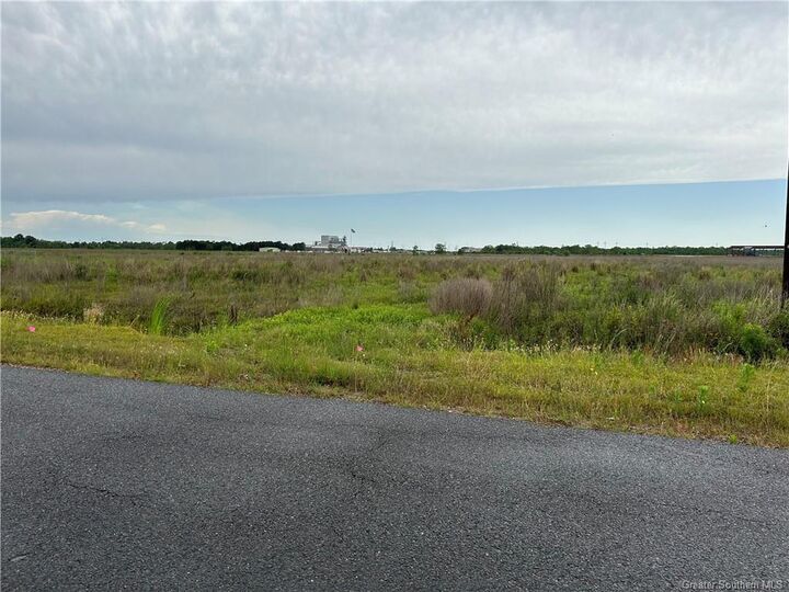 Property Photo:  Main Street  LA 70650 
