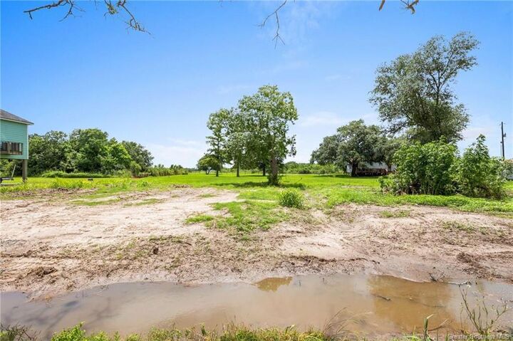 Property Photo:  180 Cooper Ann Lane  LA 70645 