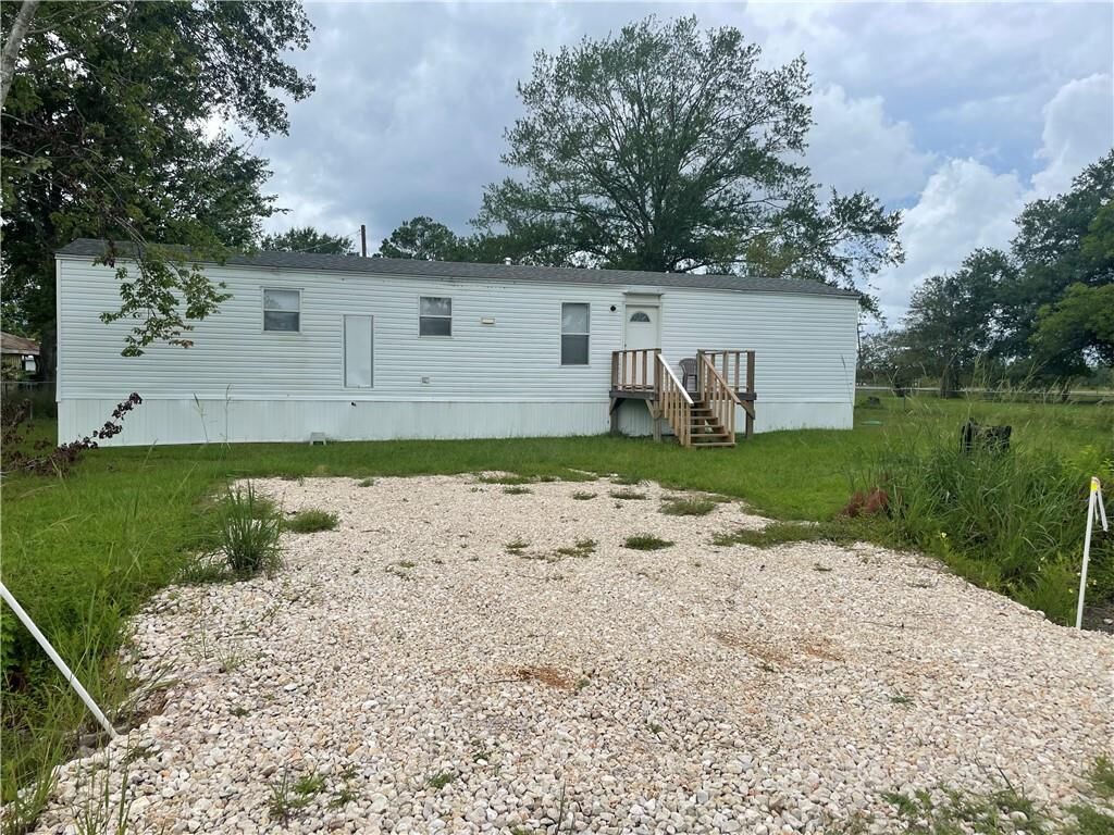 Property Photo: 138 Cypress Street LA 70652
