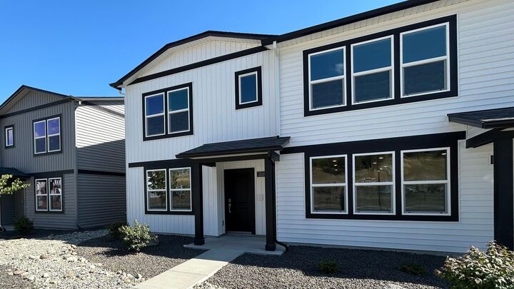 Property Photo:  5210 E Liberty Ln  WA 99217 