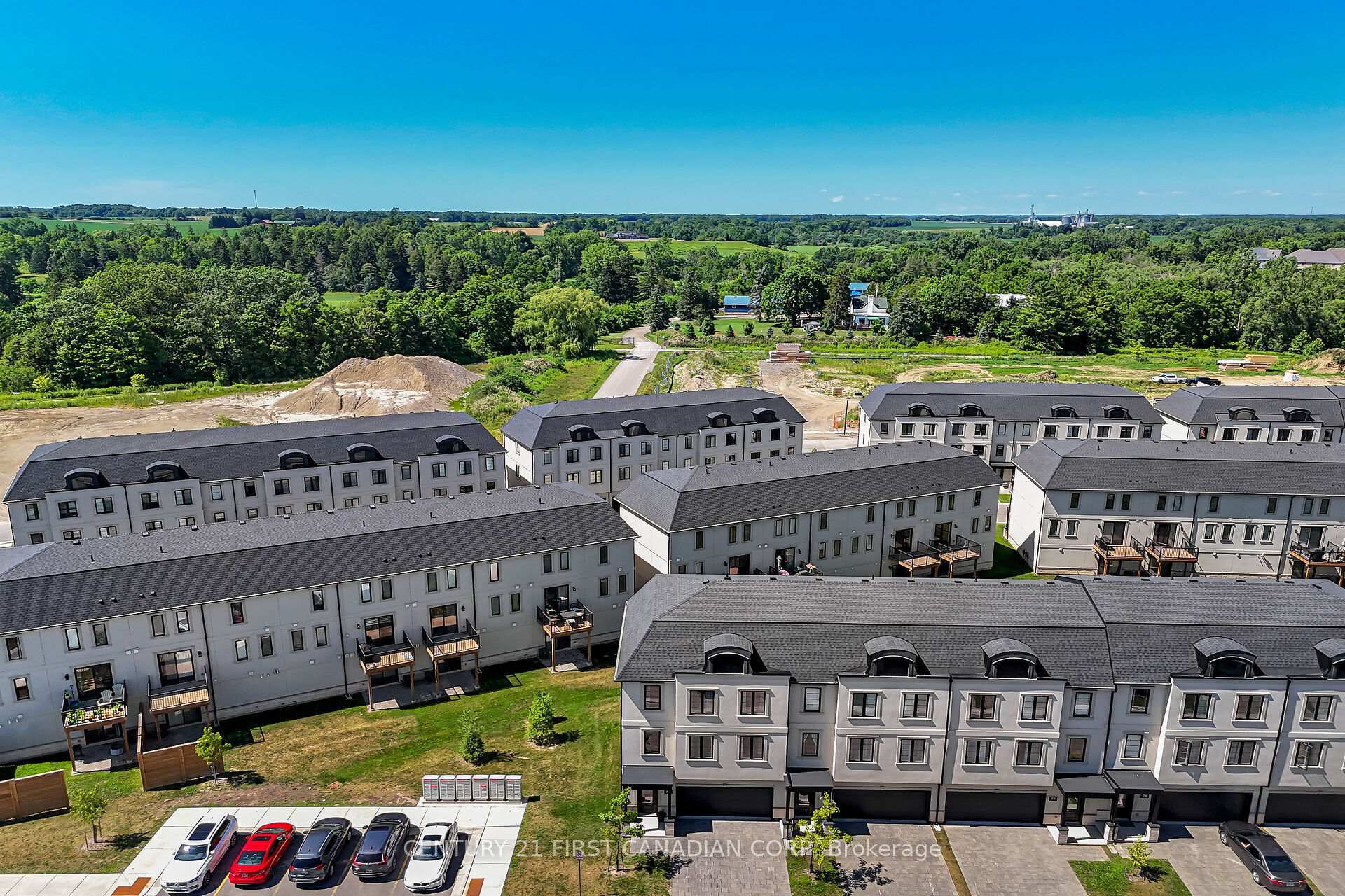 Property Photo: 435 Callaway Road 81 ON N6G 2N1