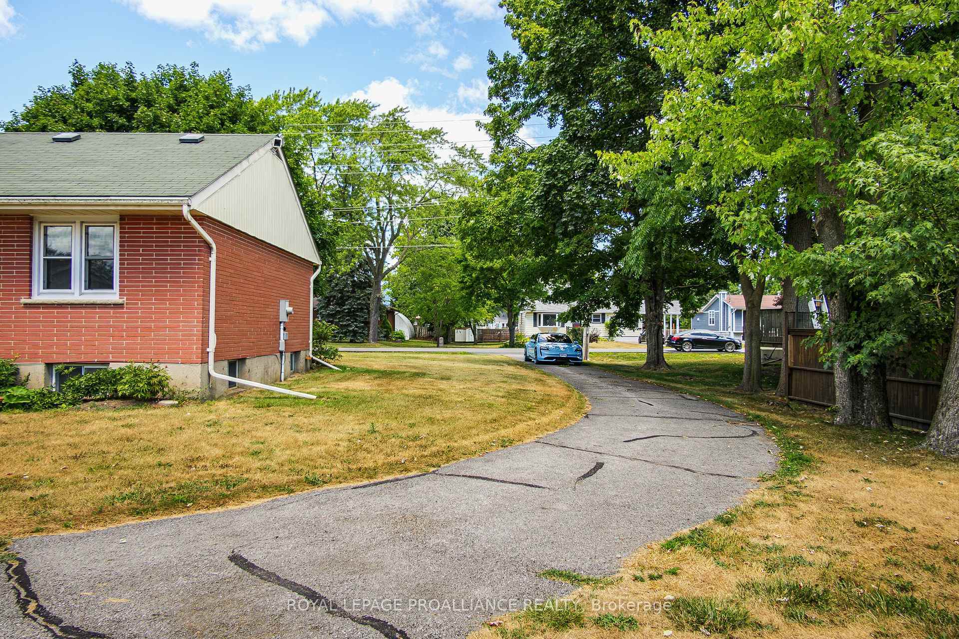 Property Photo: 9 Maple Drive ON K8P 2P7