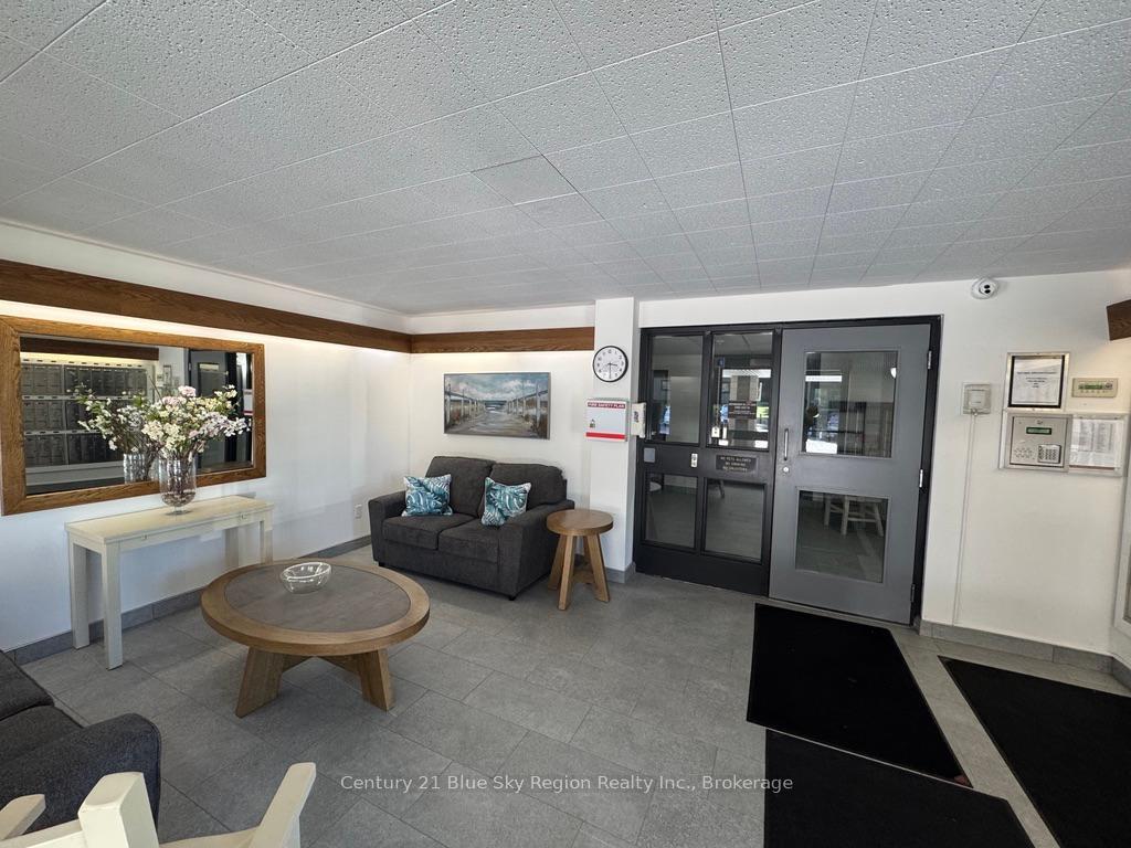 Property Photo: 161 Lindsay Street 406 ON P1B 8P6