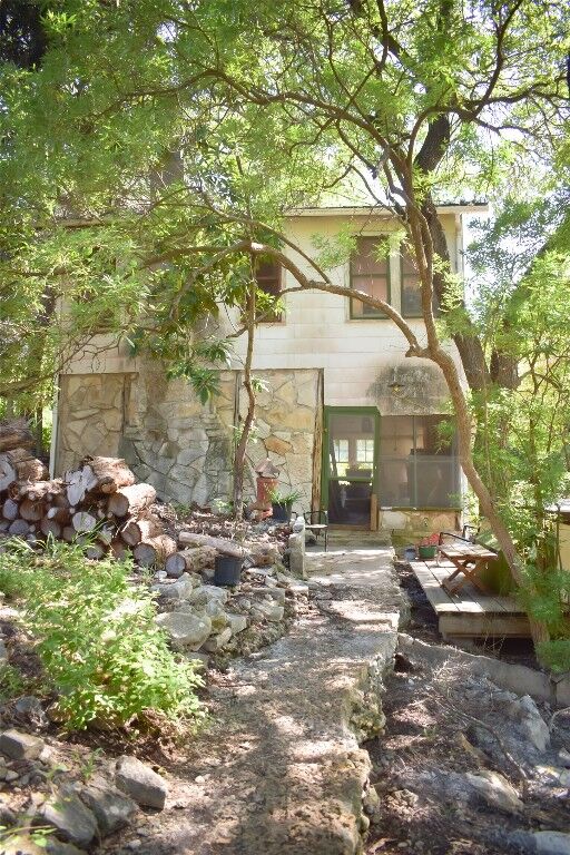 Property Photo: 245 Bluff End Road TX 78132