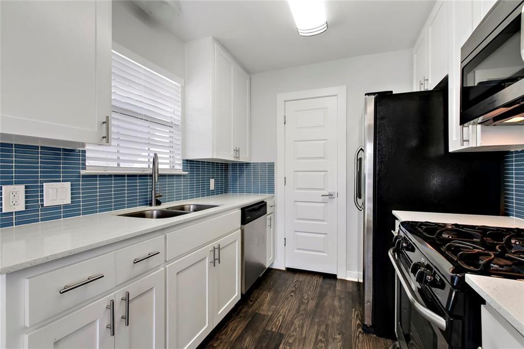 Property Photo: 6103 Hyside Drive B TX 78723