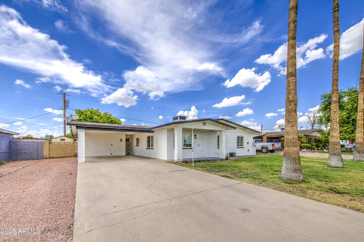 Property Photo:  3238 W Altadena Avenue  AZ 85029 