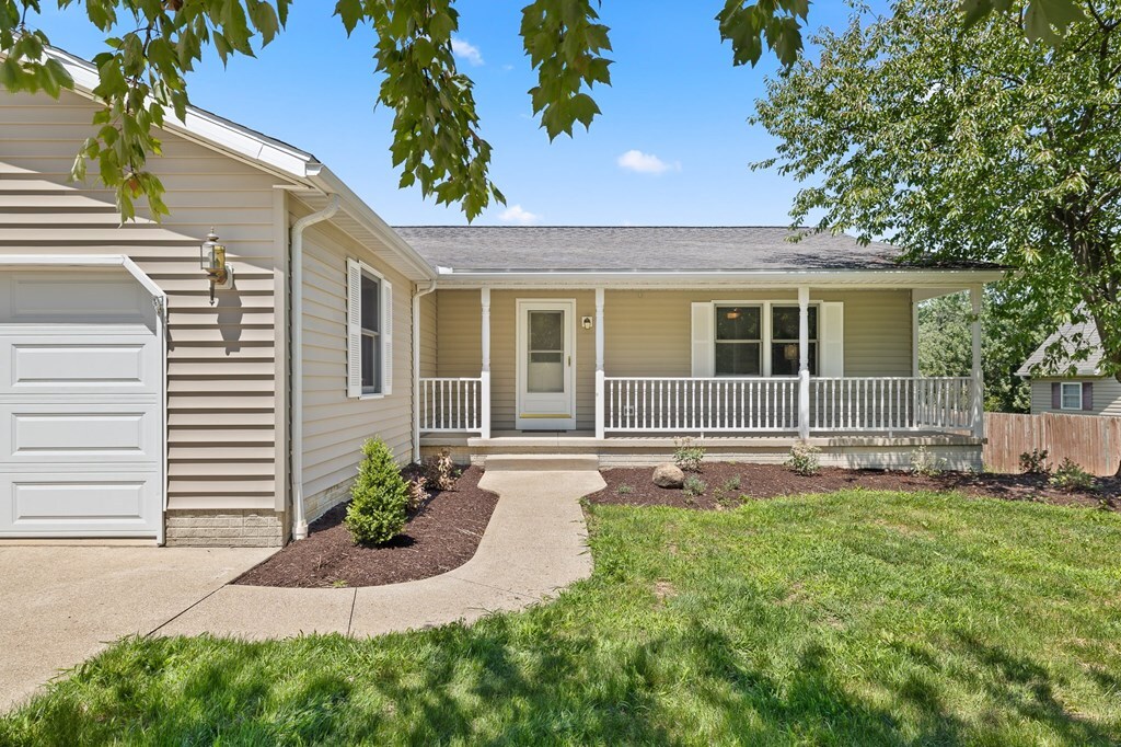 Property Photo: 114 Belle Ave OH 44805