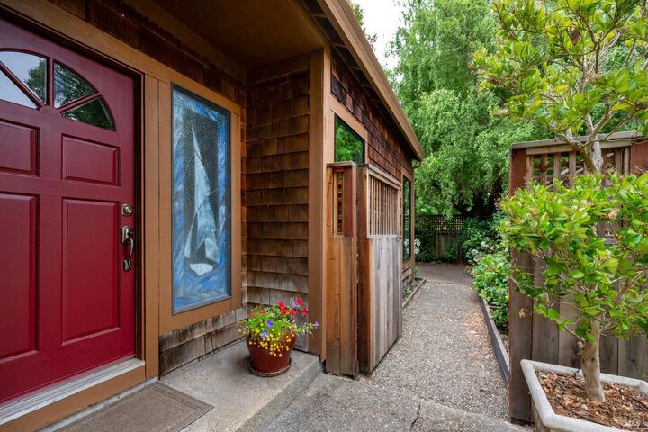 Property Photo: 9211 Lakewood Drive CA 95492