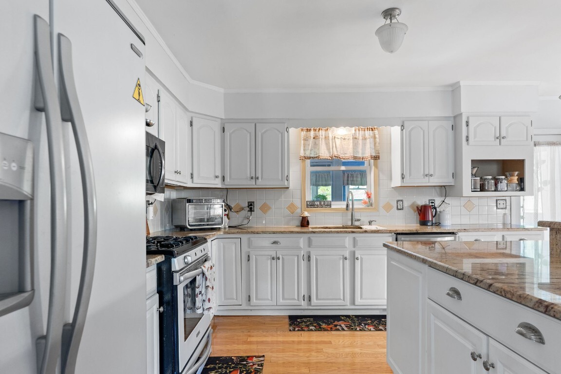Property Photo:  172 West Hill Road  NY 14892 