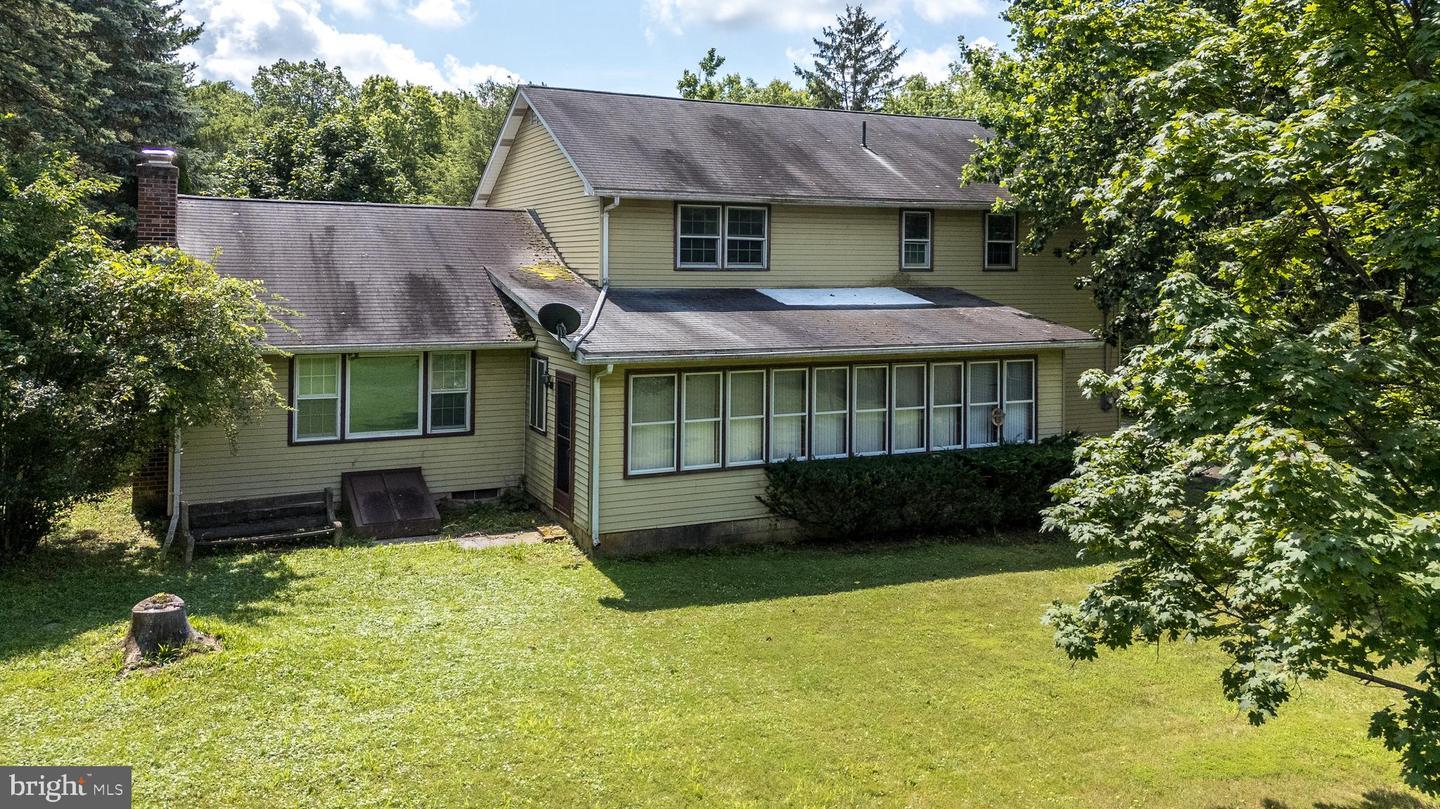 Property Photo: 255 Park Drive W PA 18930