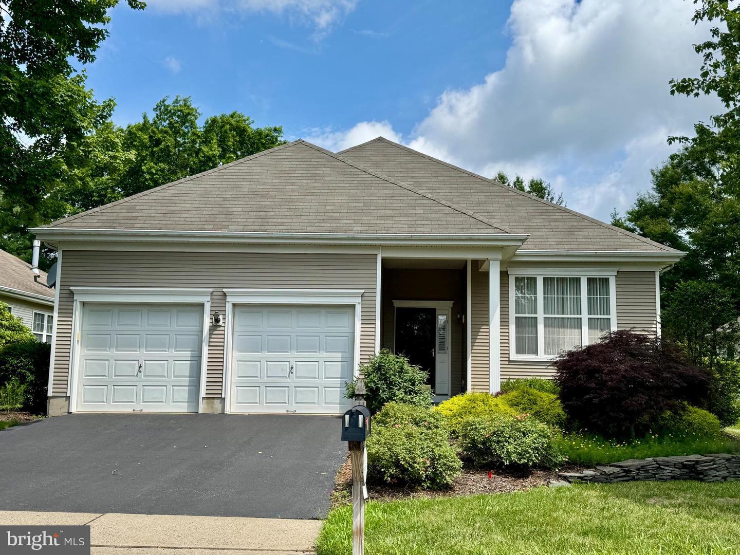 Property Photo:  11 Stanford Road E  NJ 08534 