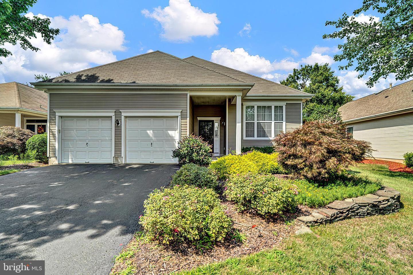 Property Photo:  11 Stanford Road E  NJ 08534 