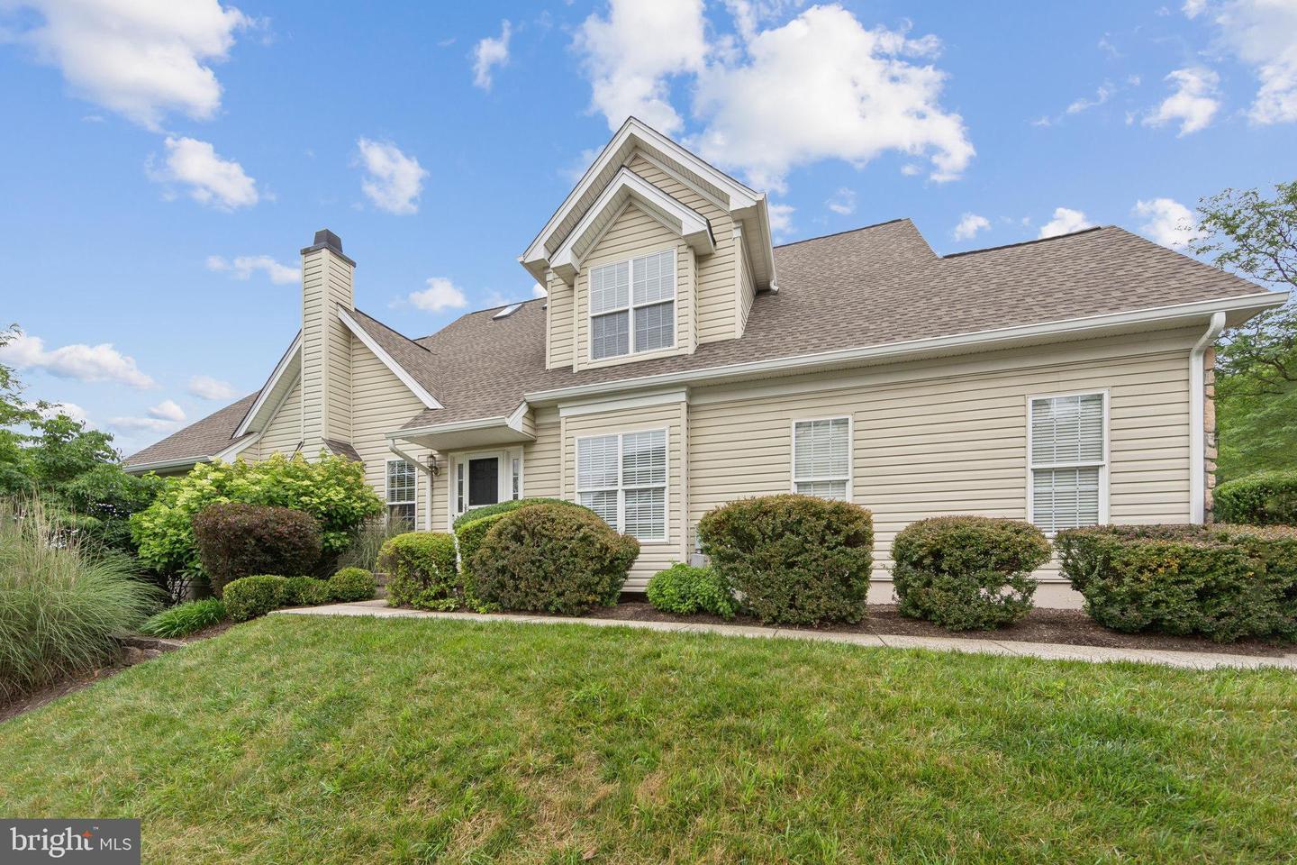 Property Photo:  215 Silverbell Court  PA 19380 