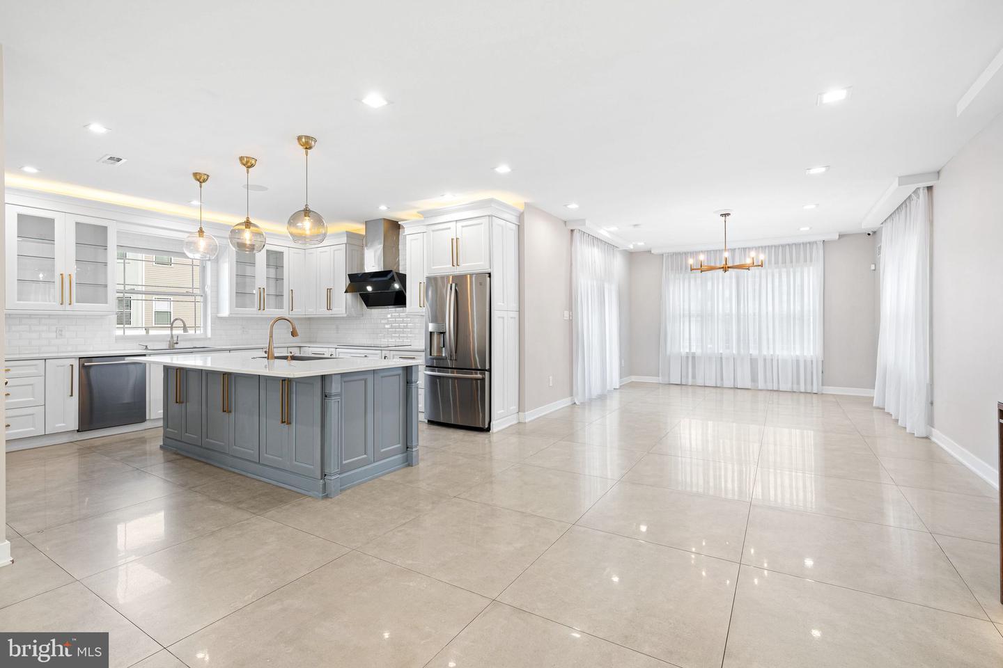 Property Photo:  1224 Norwalk Road  PA 19115 