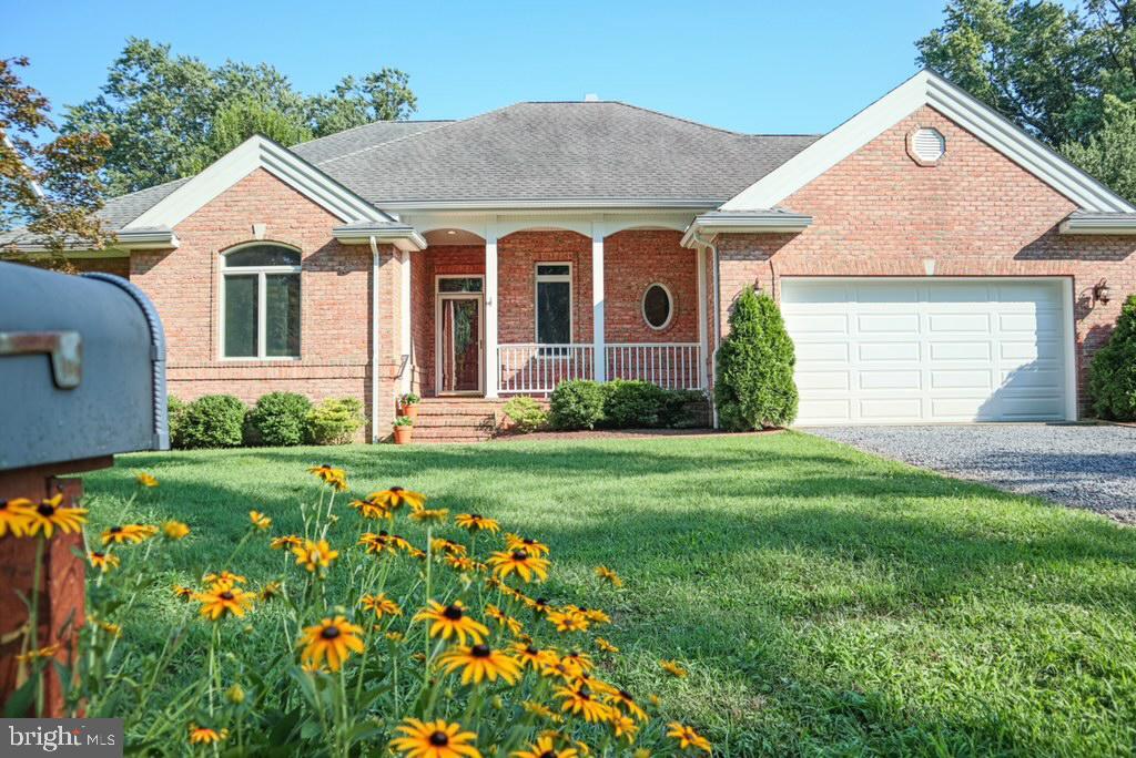 Property Photo: 715 Dogwood Lane MD 21409
