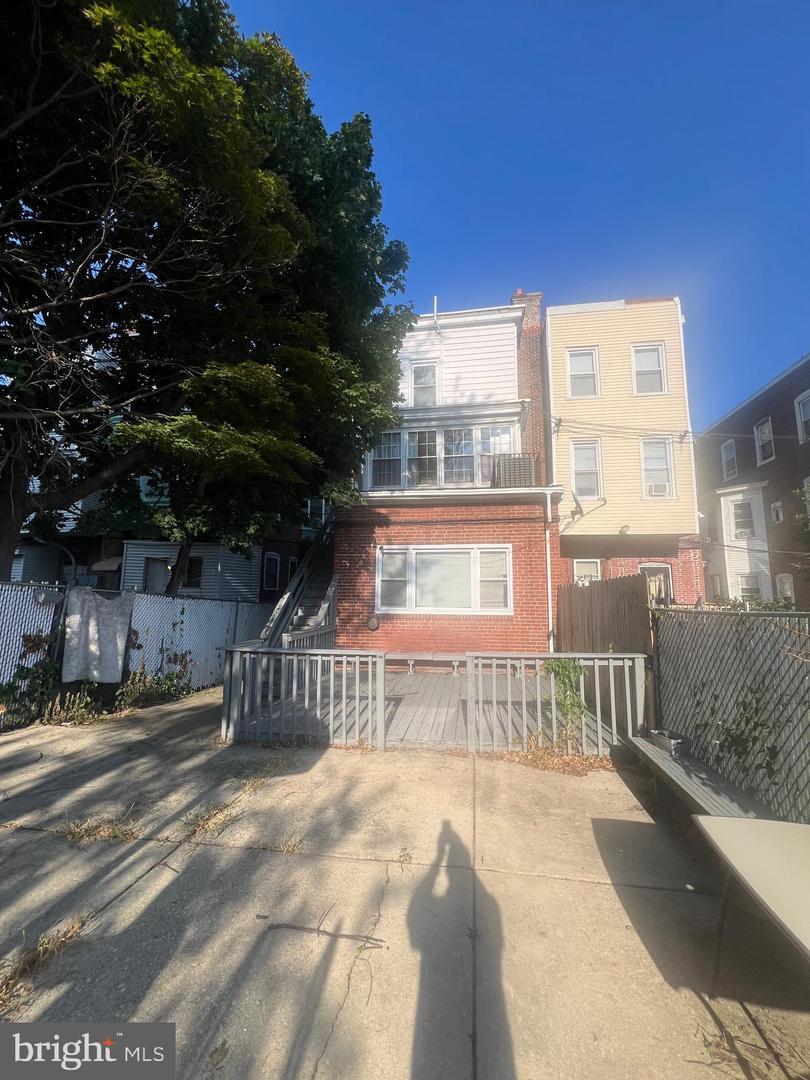 Property Photo:  5114 N Broad Street  PA 19141 