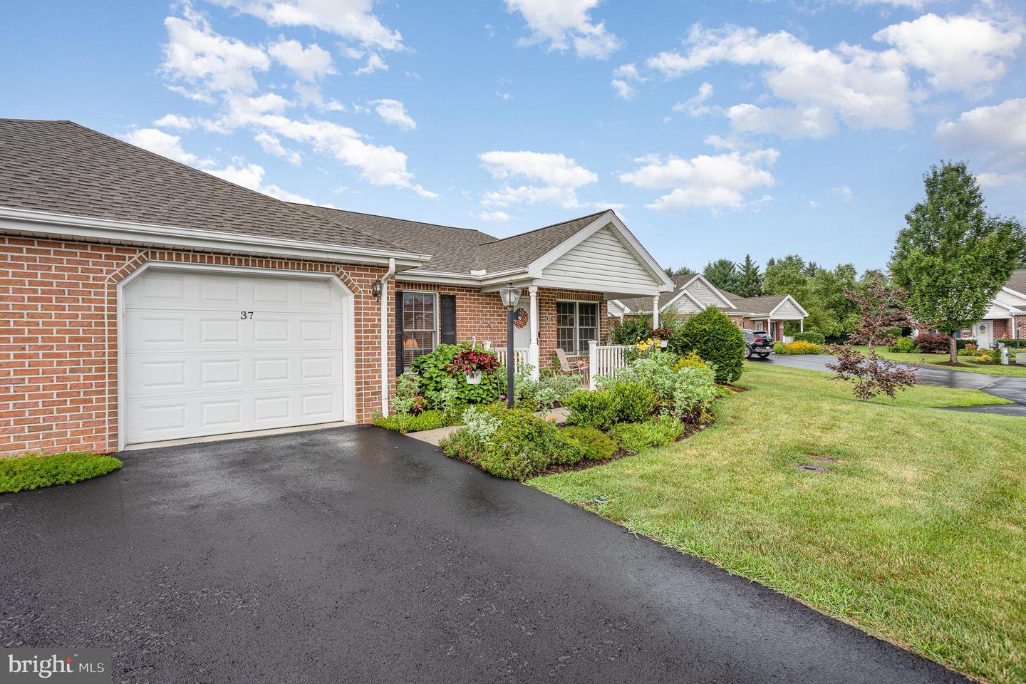 Property Photo: 37 Blue Mountain Vista PA 17050