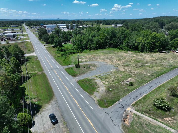 Property Photo: 664 Highway 365 AR 72106
