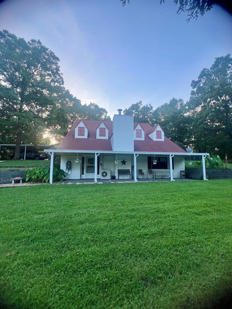 Property Photo: 222 Floodtown Road GA 30705