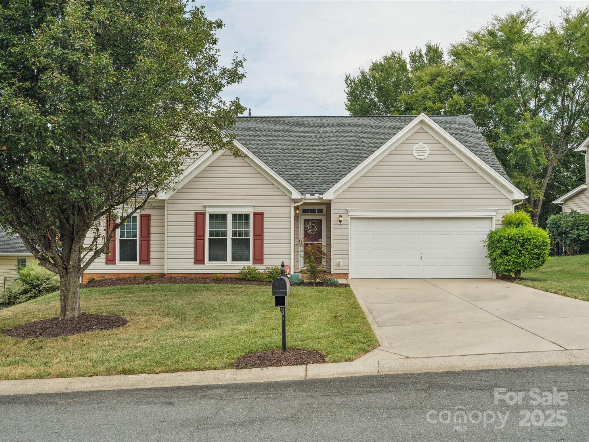 Property Photo:  6507 Black Oasis Circle  SC 29708 
