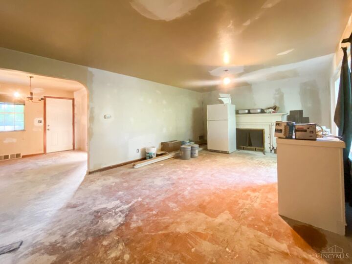 Property Photo: 1623 Kensington OH 45406