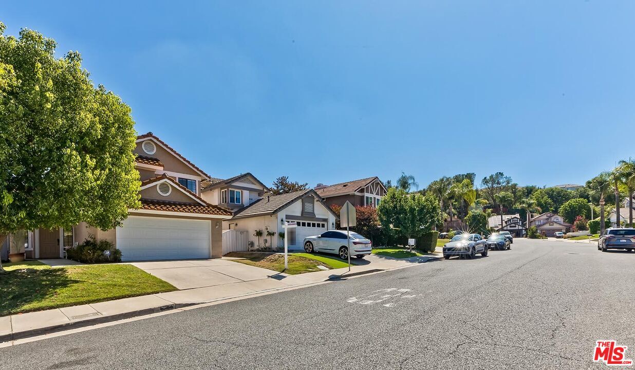Property Photo:  26816 Cactus Trl  CA 91301 