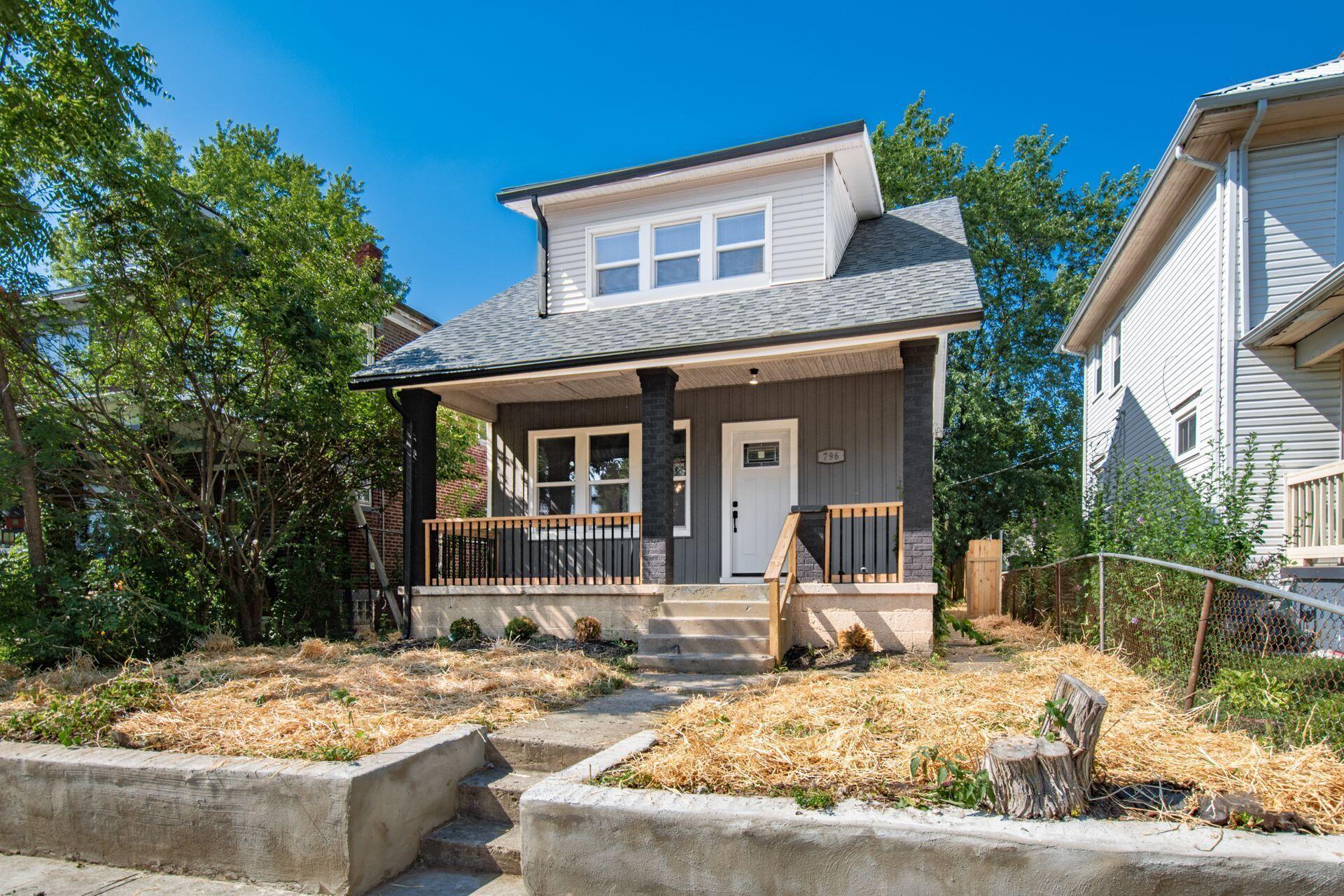 Property Photo: 796 Gibbard Avenue OH 43201
