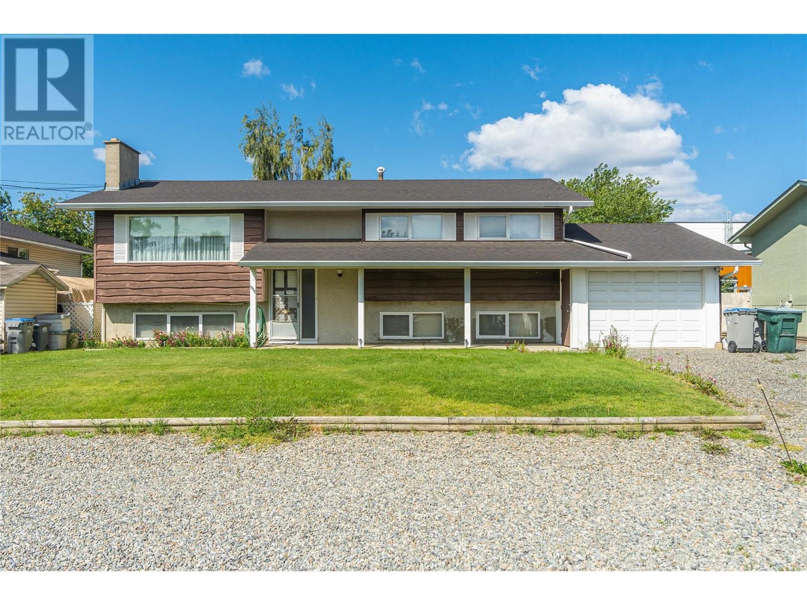 Property Photo:  1118 Chateau Street  BC V2B 5R4 