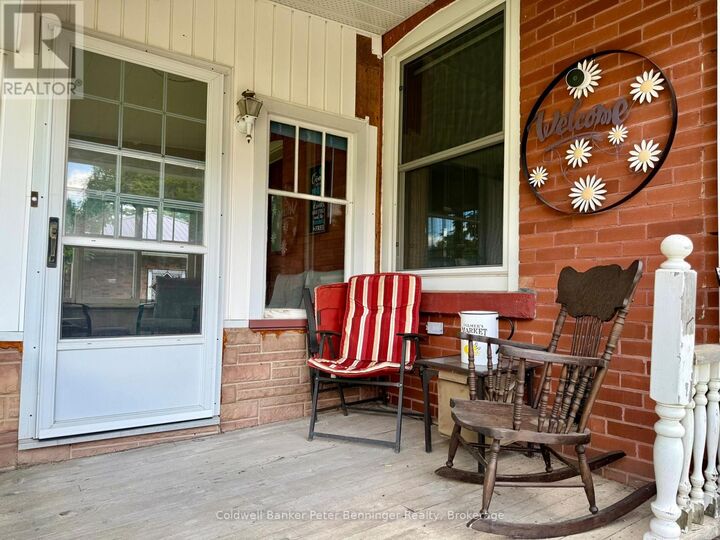 Property Photo: 9 Wragge Street East ON N0G 2S0