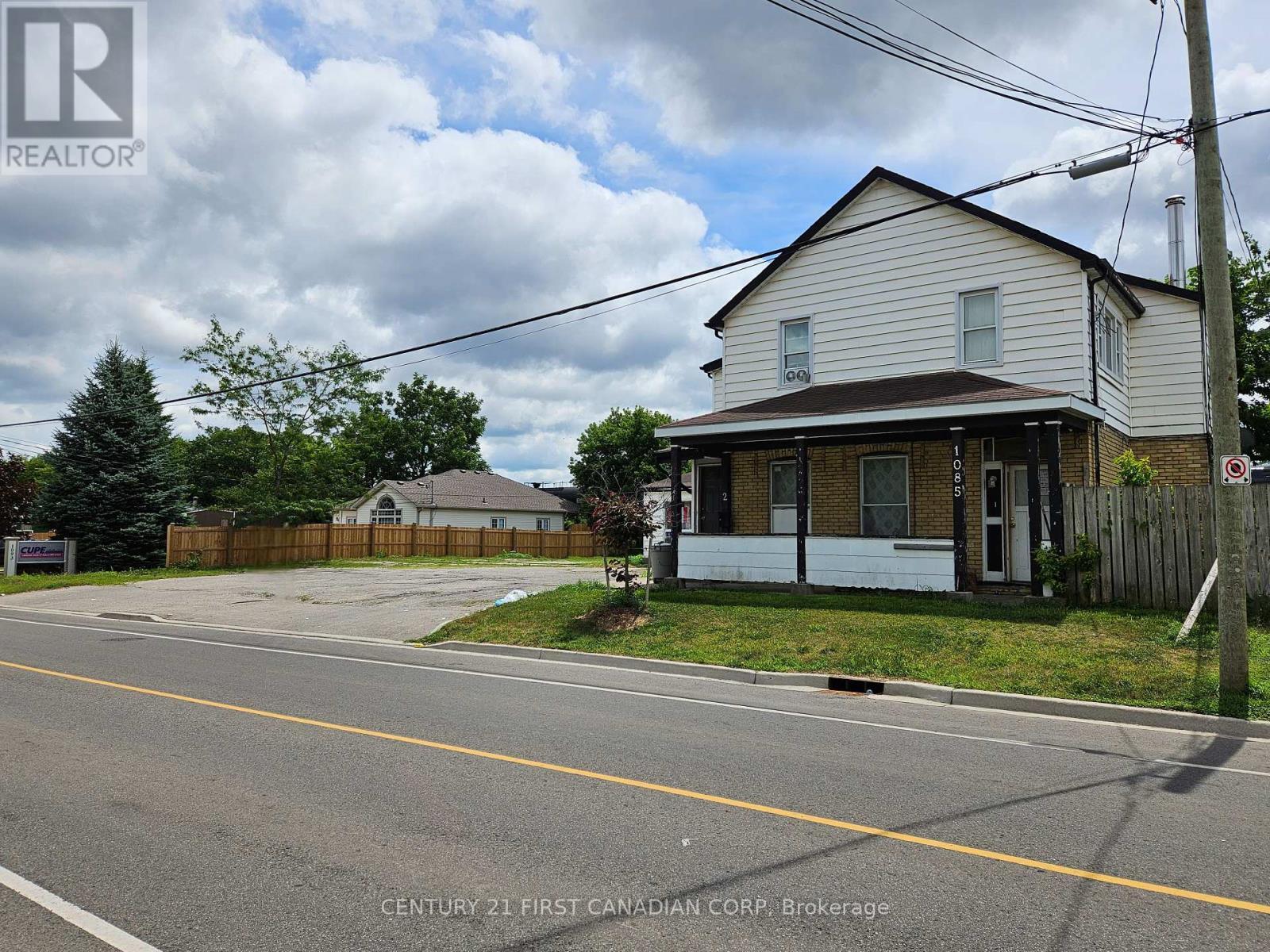 Property Photo: 1085 Brydges Street ON N5W 2B5