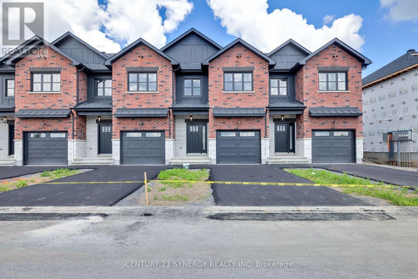 Property Photo: 17 Helen Street ON K0A 1R0