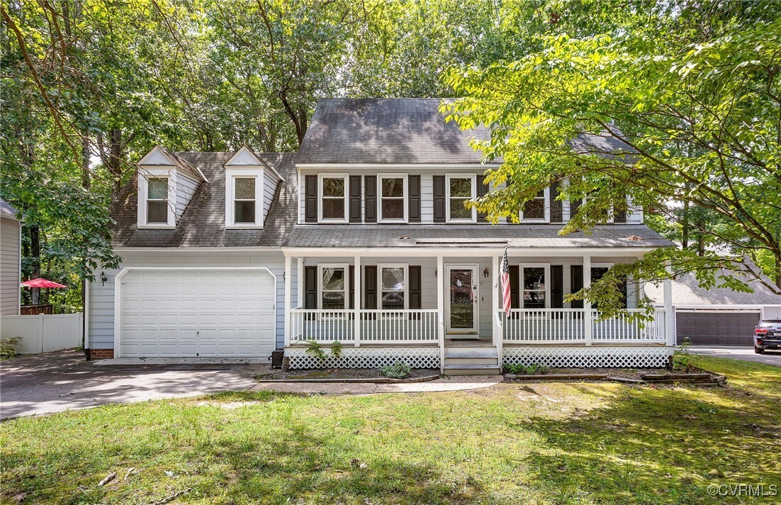 Property Photo: 12512 Hidden Oaks Court VA 23233