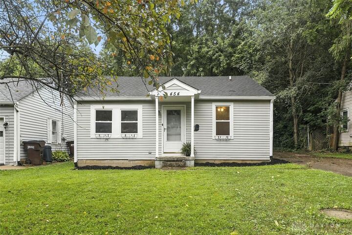 Property Photo: 454 Valley View Drive OH 45065