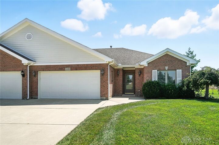 Property Photo: 1482 Lantern Lane OH 45373