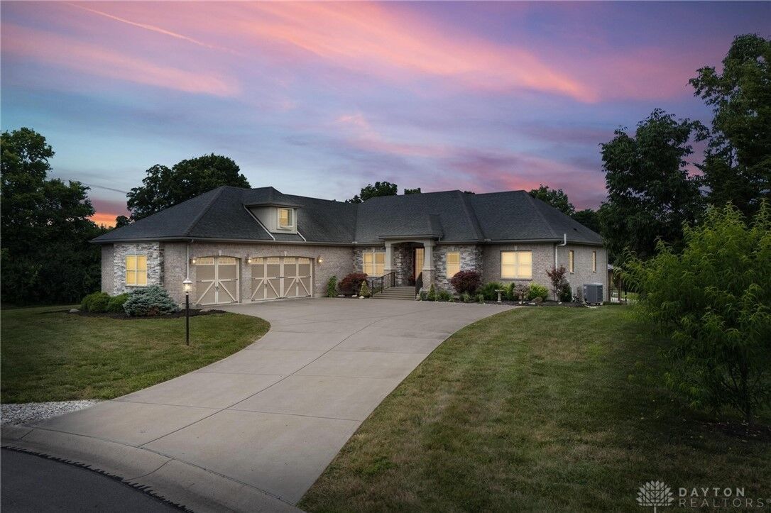 Property Photo:  2238 Estates Court  OH 45066 