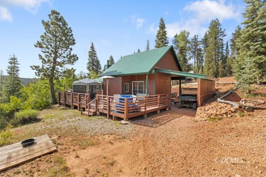 Property Photo:  820 W Cascade Dr  UT 84762 