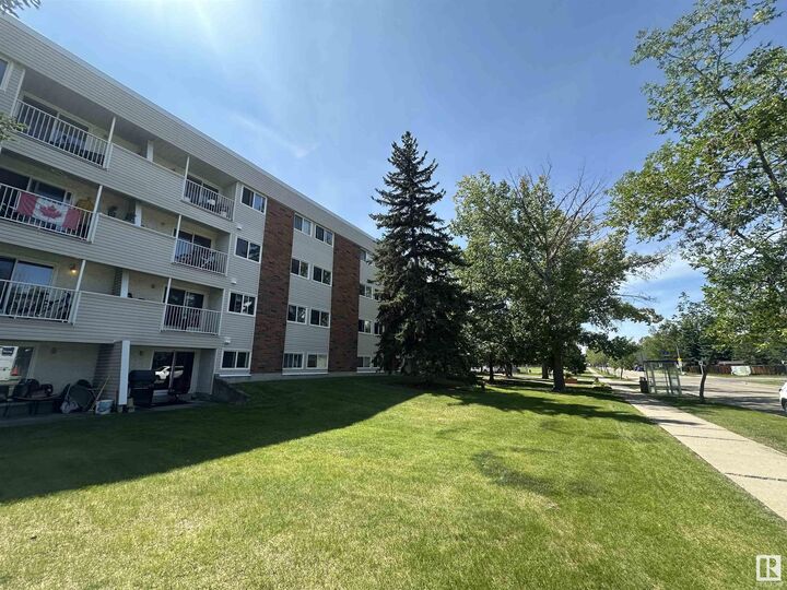 Property Photo:  11255 31 Avenue NW 68  AB T6J 3V6 