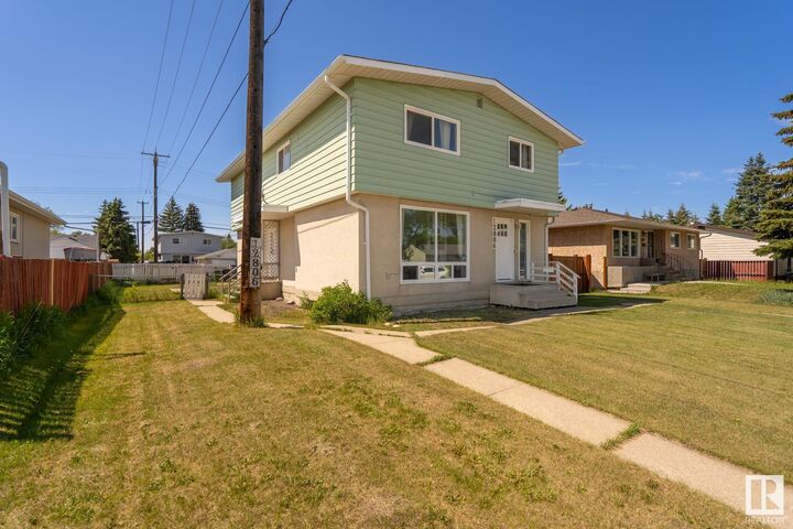 Property Photo:  12804 & 12806 91 Street NW  AB T5E 3P3 