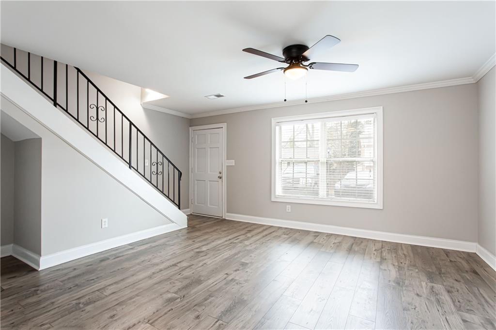 Property Photo: 7 Villa Court SE GA 30080